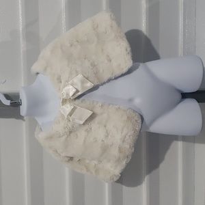 over the shoulder sweater size S/M‎